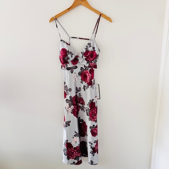 NWT Pear Culture x Macy’s Gray Silver Satin Floral Gown - Picture 3 of 8